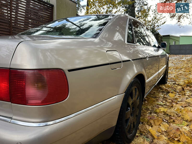 Седан Audi A8 1998 в Львове