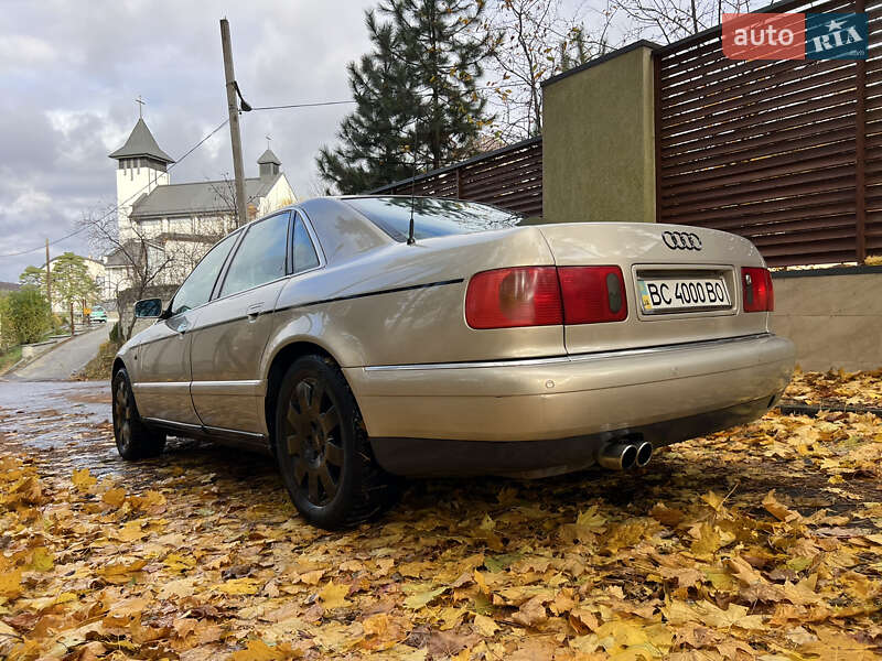 Седан Audi A8 1998 в Львове