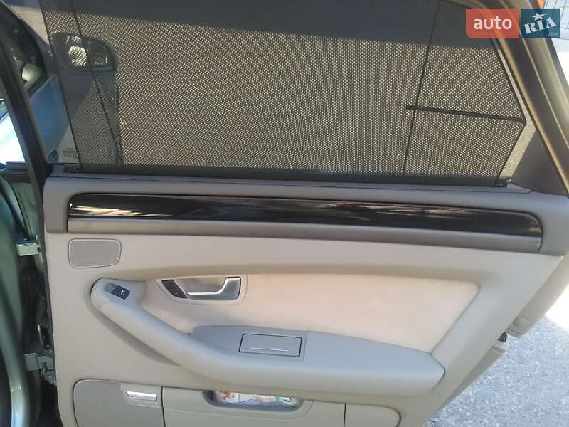 Седан Audi A8 2006 в Одессе