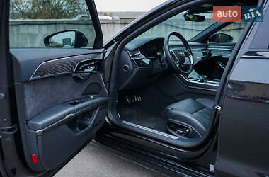 Седан Audi A8 2019 в 