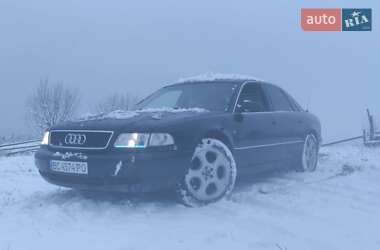 Седан Audi A8 1998 в Сколе