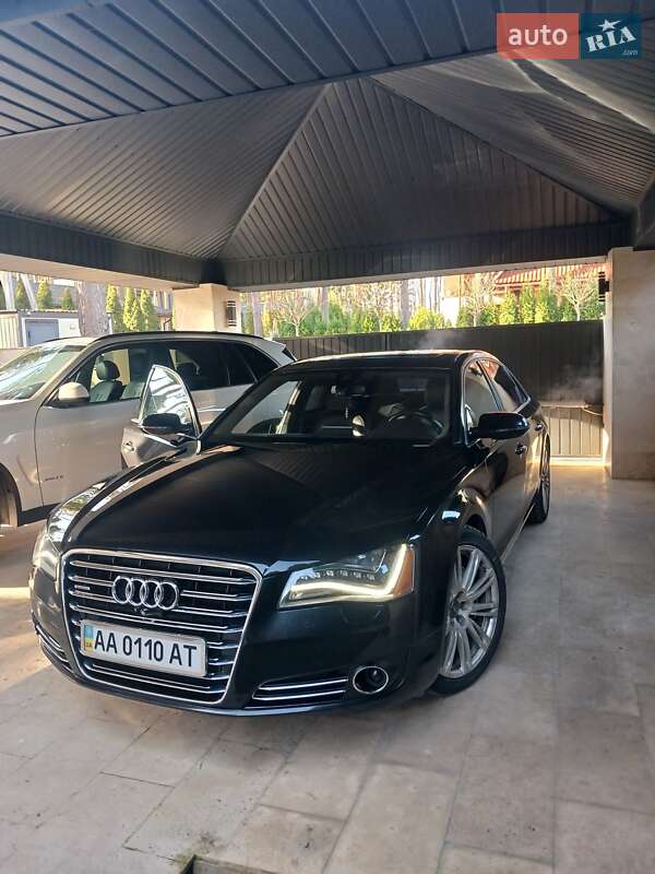 Седан Audi A8 2013 в Киеве