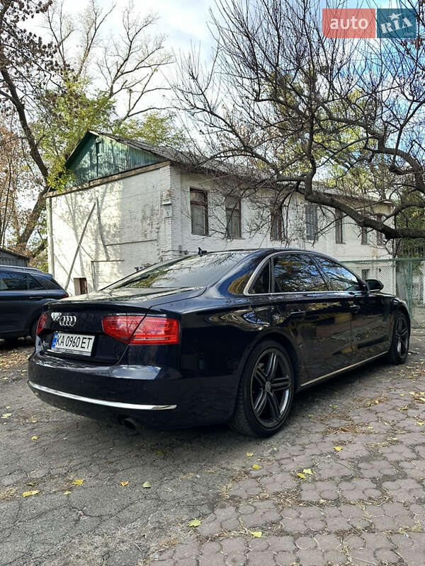 Седан Audi A8 2012 в Киеве