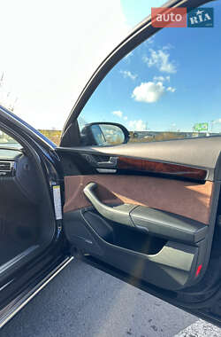Седан Audi A8 2012 в Киеве