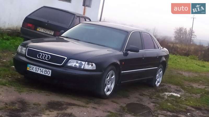 Седан Audi A8 1996 в Ивано-Франковске