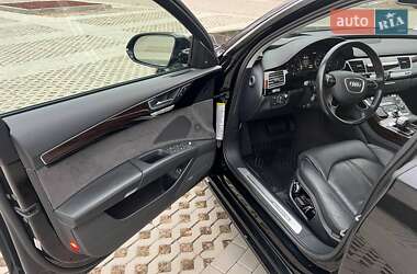 Седан Audi A8 2017 в Харкові