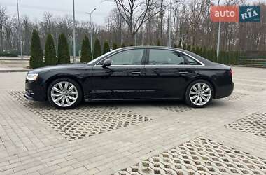 Седан Audi A8 2017 в Харкові