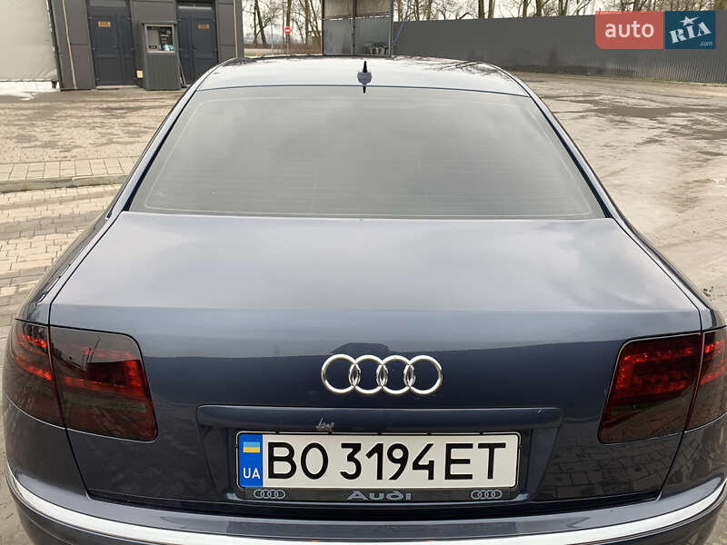Седан Audi A8 2007 в Козові