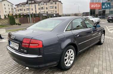 Седан Audi A8 2004 в Рівному