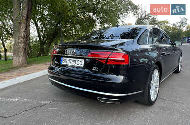 Седан Audi A8 2015 в Одессе