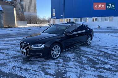 Седан Audi A8 2014 в Богуславе