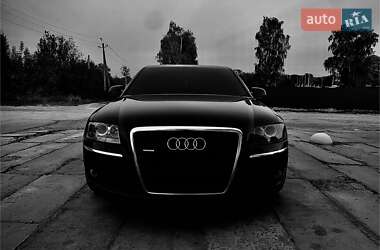 Седан Audi A8 2003 в 