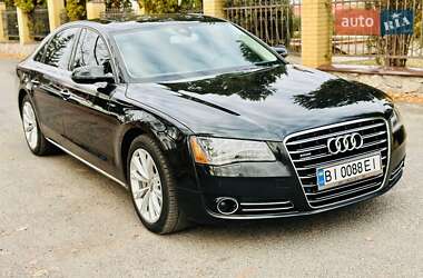 Седан Audi A8 2013 в Полтаві