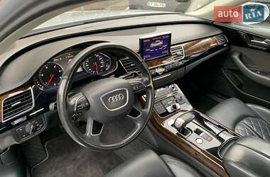 Седан Audi A8 2014 в Ивано-Франковске