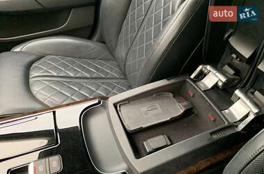 Седан Audi A8 2014 в Ивано-Франковске