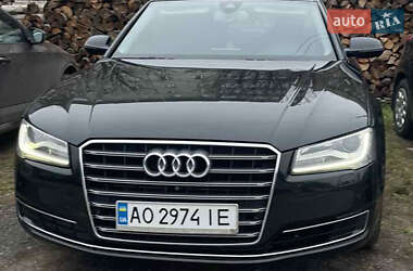 Седан Audi A8 2013 в Ужгороде