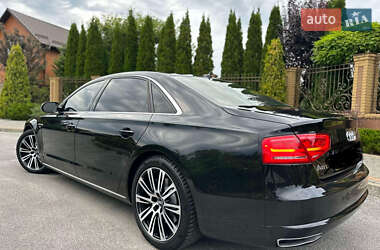 Седан Audi A8 2013 в Ужгороді