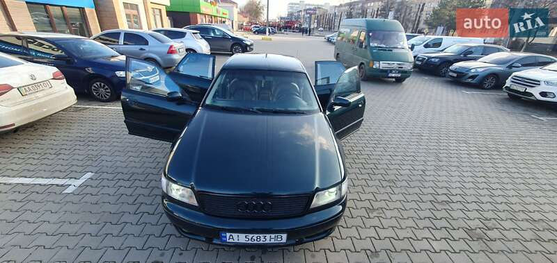 Седан Audi A8 1997 в Киеве