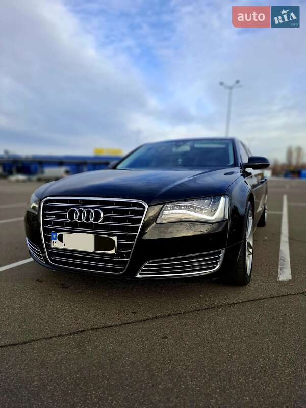 Седан Audi A8 2011 в Києві