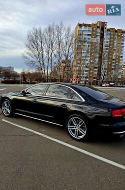 Седан Audi A8 2011 в Киеве