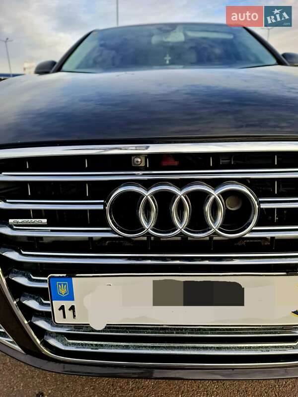 Седан Audi A8 2011 в Києві