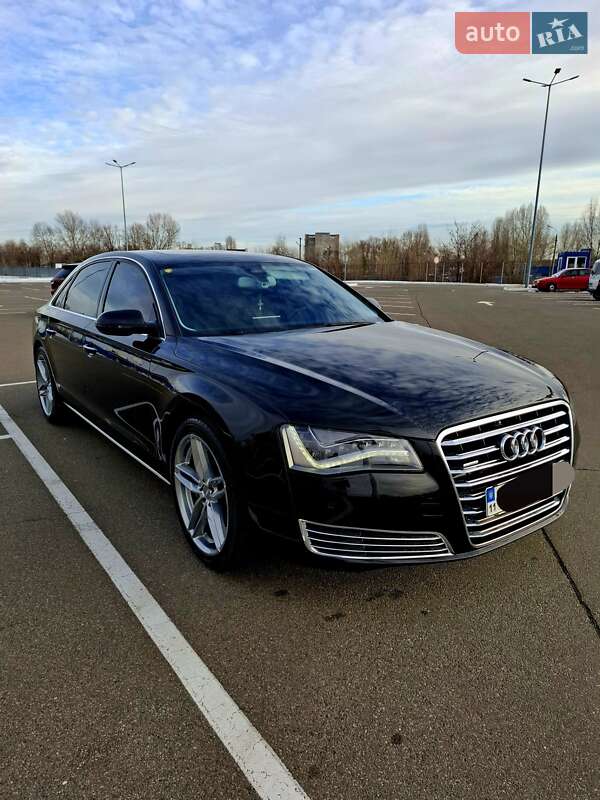Седан Audi A8 2011 в Києві