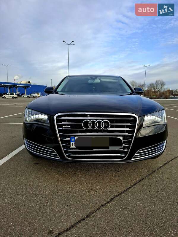Седан Audi A8 2011 в Києві