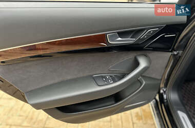 Седан Audi A8 2012 в 
