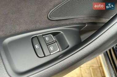 Седан Audi A8 2012 в 