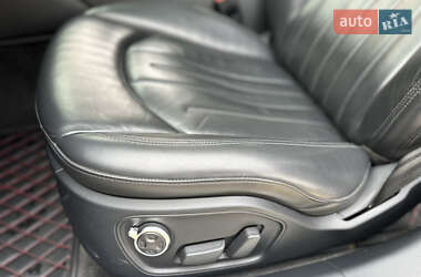 Седан Audi A8 2012 в 
