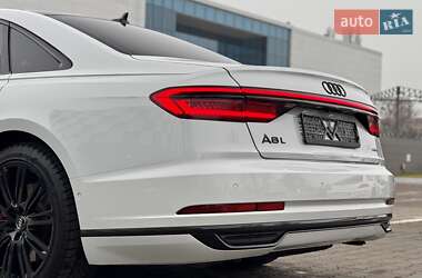 Седан Audi A8 2018 в Одессе