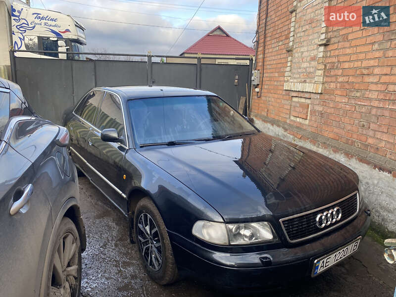 Седан Audi A8 1998 в Дружковке