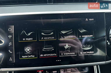 Седан Audi A8 2021 в 