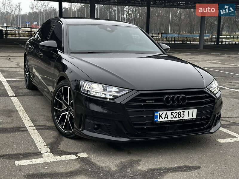 Седан Audi A8 2021 в Киеве