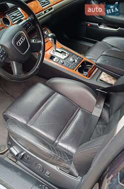 Седан Audi A8 2009 в Виноградові