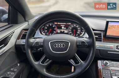 Седан Audi A8 2012 в Полтаве