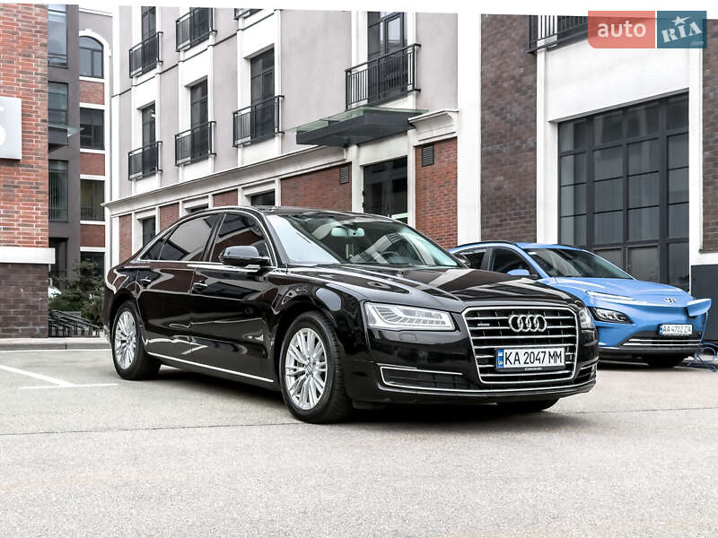 Седан Audi A8 2014 в Киеве