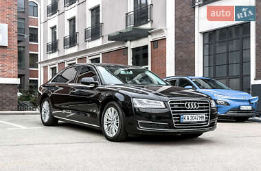 Седан Audi A8 2014 в 