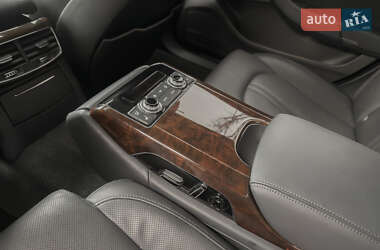 Седан Audi A8 2014 в 