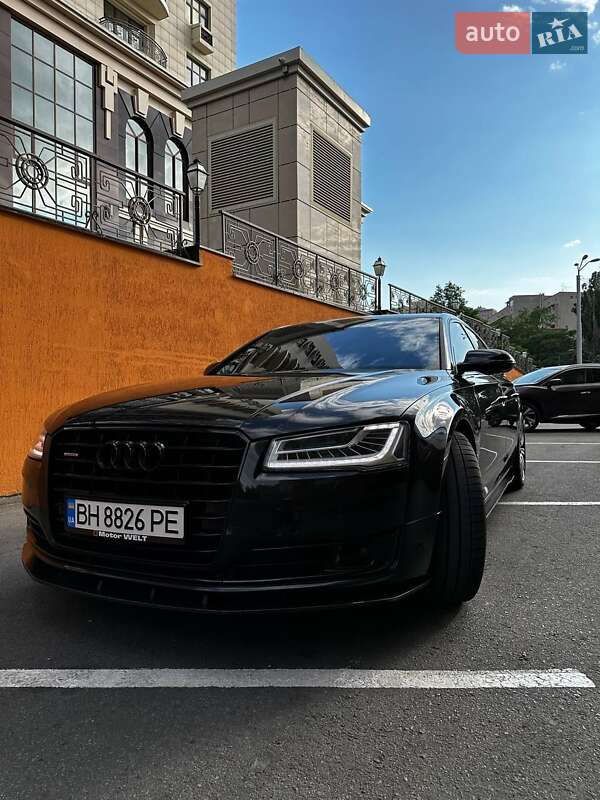 Audi A8 2016