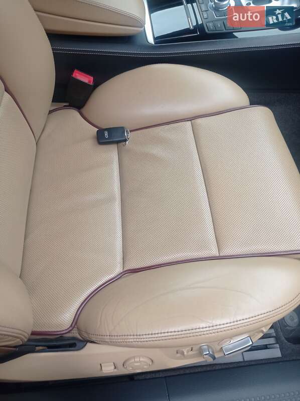 Седан Audi A8 2008 в Погребище