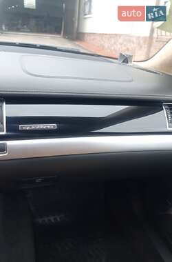 Седан Audi A8 2008 в Погребище