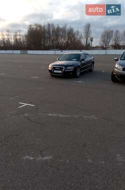 Седан Audi A8 2005 в Киеве