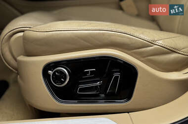 Седан Audi A8 2011 в 