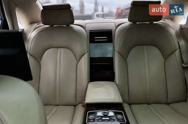 Седан Audi A8 2011 в 