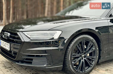 Седан Audi A8 2018 в Киеве