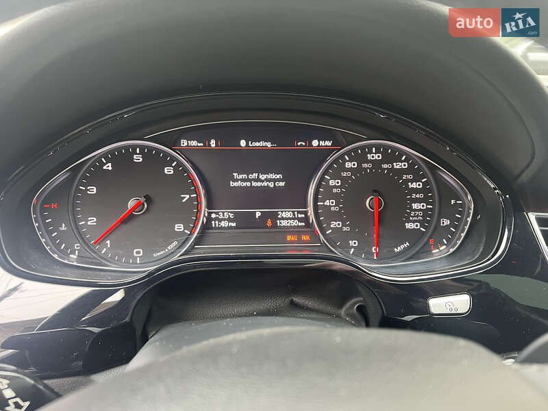 Седан Audi A8 2012 в Тернополе