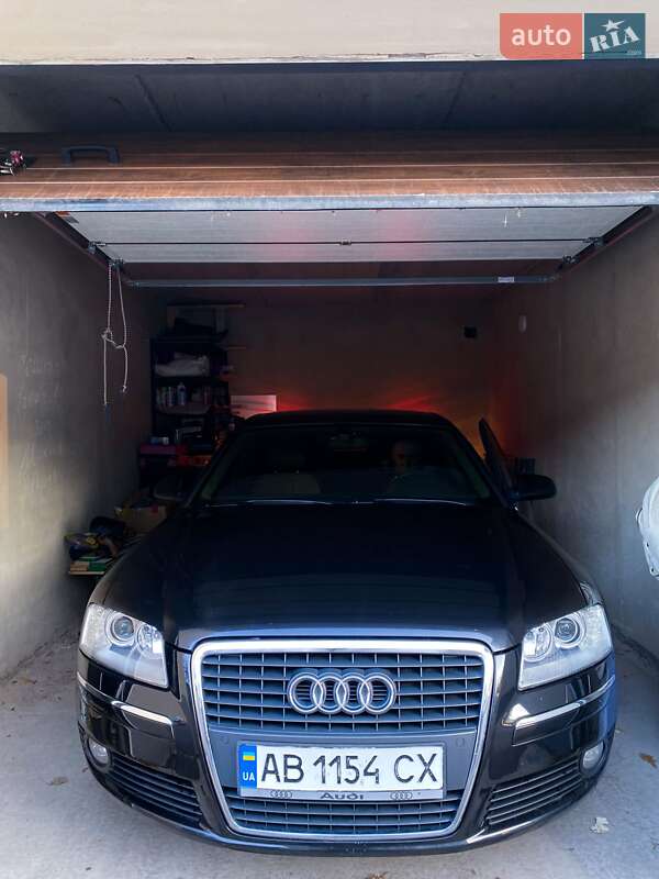 Седан Audi A8 2005 в Вінниці