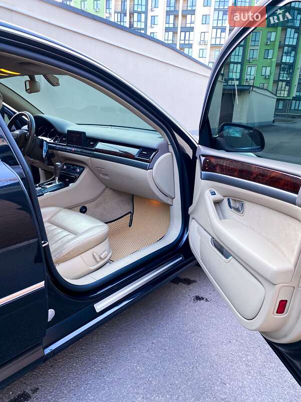 Седан Audi A8 2005 в Вінниці