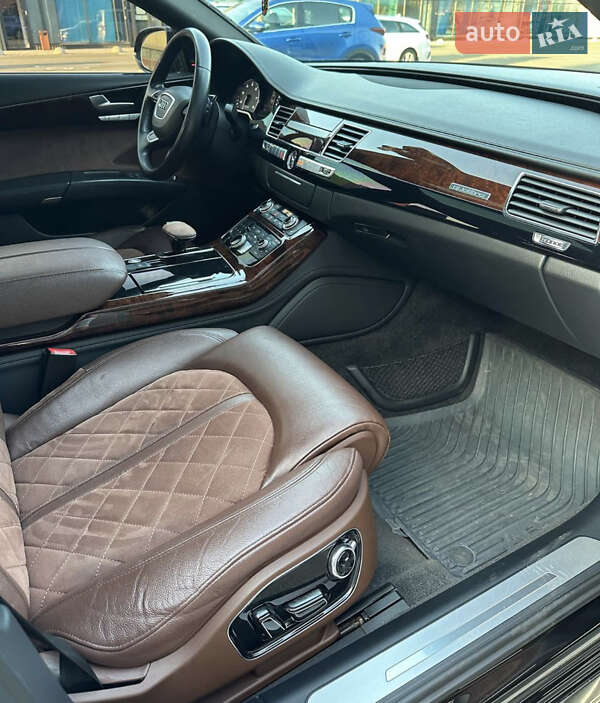 Седан Audi A8 2013 в Киеве